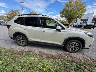 Used 2024 Subaru Forester Premium video 2
