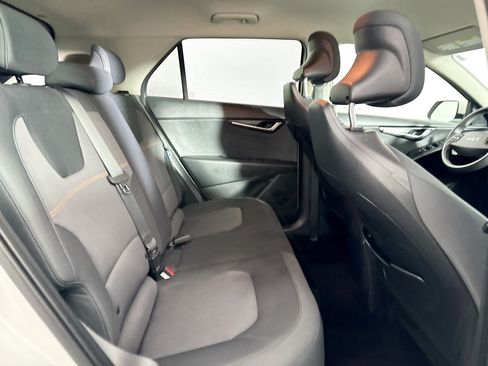Used 2023 Kia Niro LX FWD image 33