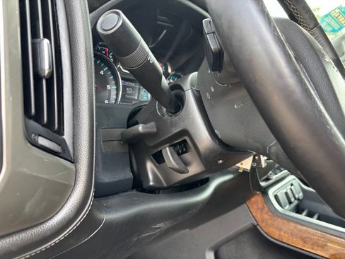 Used 2017 Chevrolet Silverado 1500 High Country RWD image 36