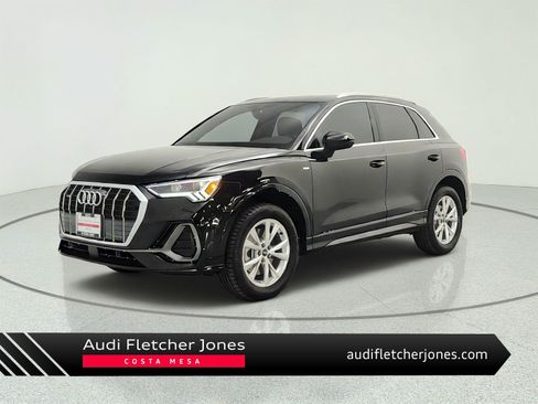 Used 2024 Audi Q3 2.0T Premium AWD/4WD image 1
