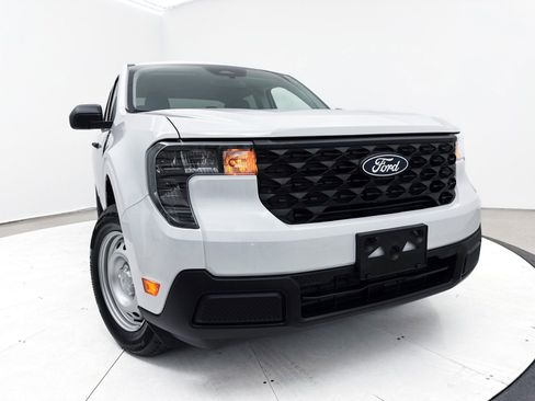 Used 2025 Ford Maverick XL w/ Equipment Group 102A image 7