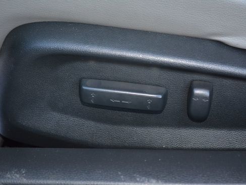 Used 2018 Honda Civic Touring image 13