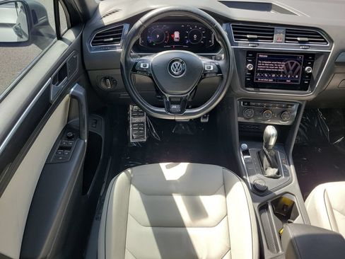 Used 2020 Volkswagen Tiguan SEL Premium R-Line w/ 3rd Row Seat Package AWD/4WD image 16