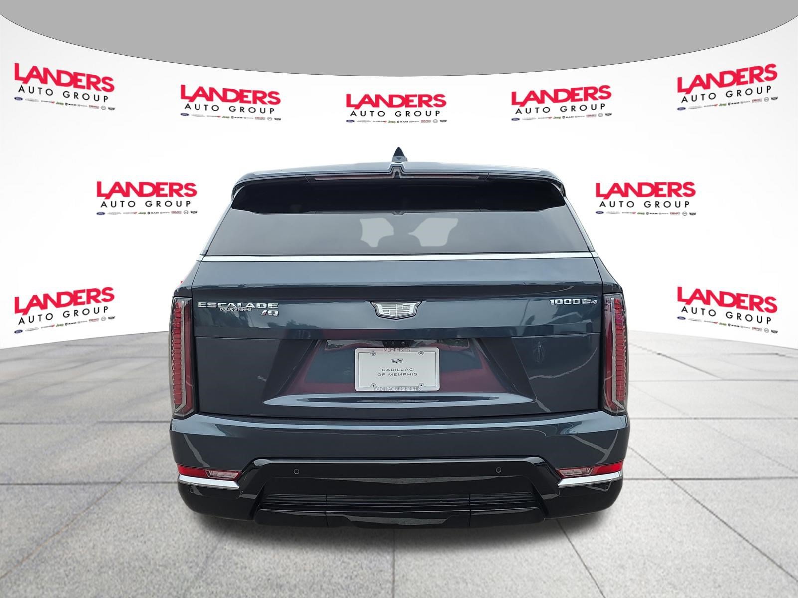 Used 2025 Cadillac Escalade IQ Luxury 2 w/ LPO, Premium Carpet Package AWD/4WD image 4