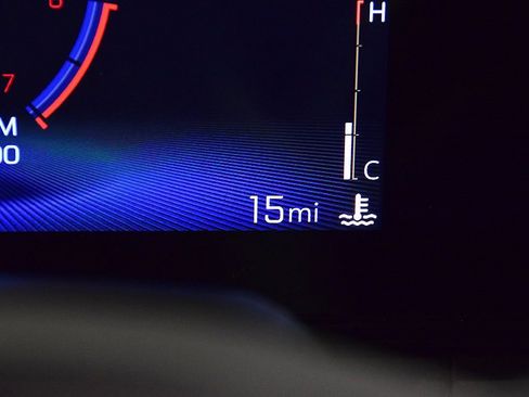 New 2025 Chevrolet Trax ACTIV image 16