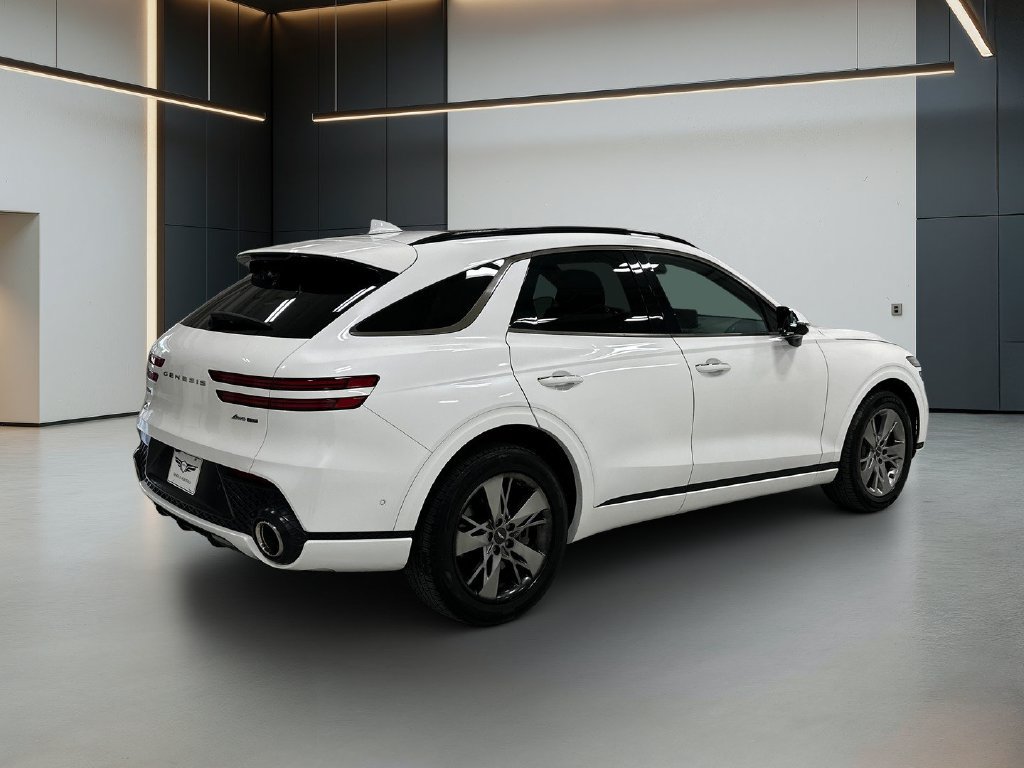 Used 2022 Genesis GV70 3.5T Sport w/ Sport Advanced Package AWD/4WD image 6