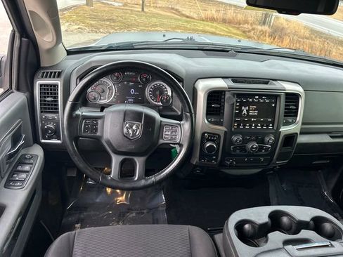 Used 2019 RAM 1500 Classic Warlock image 10