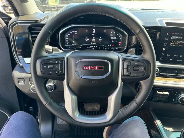 Used 2025 GMC Sierra 1500 Elevation AWD/4WD image 12
