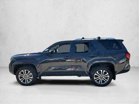 Used 2025 Toyota 4Runner SR5 image 8