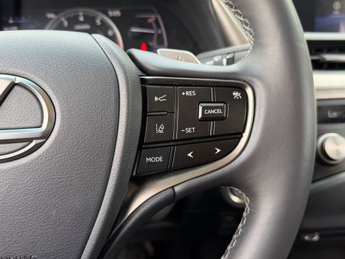 Used 2021 Lexus ES 350 w/ Accessory Package 2 FWD image 17