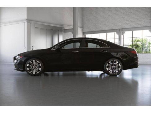 Used 2023 Mercedes-Benz CLA 250 4MATIC image 14