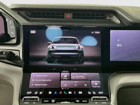 New 2026 Porsche Cayenne Electric AWD/4WD image 16