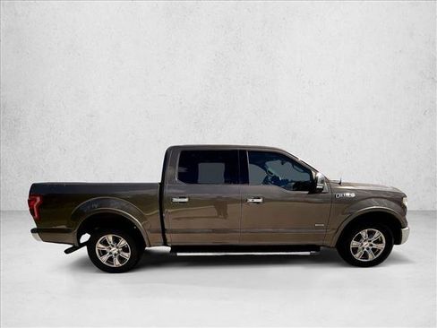 Used 2015 Ford F150 Lariat RWD image 3