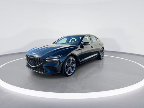 Used 2025 Genesis G70 2.5T w/ Sport Prestige Package image 4
