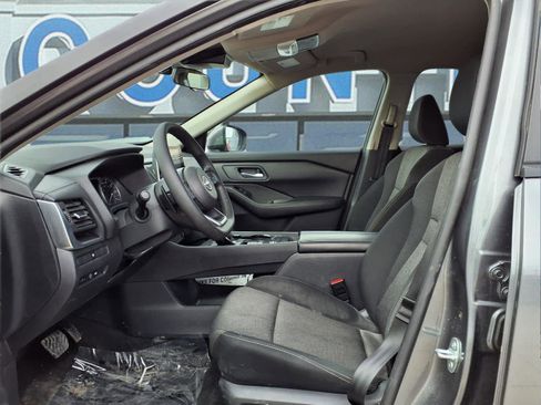 Used 2024 Nissan Rogue SV image 13