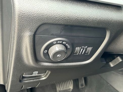 Certified 2024 Jeep Grand Cherokee Limited w/ Black Appearance Package image 49