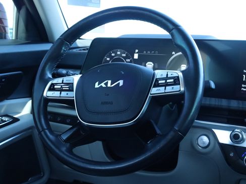 Used 2023 Kia Telluride SX image 8
