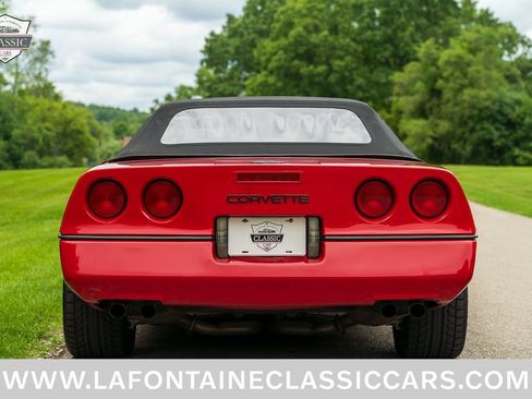 Used 1988 Chevrolet Corvette Convertible RWD image 20