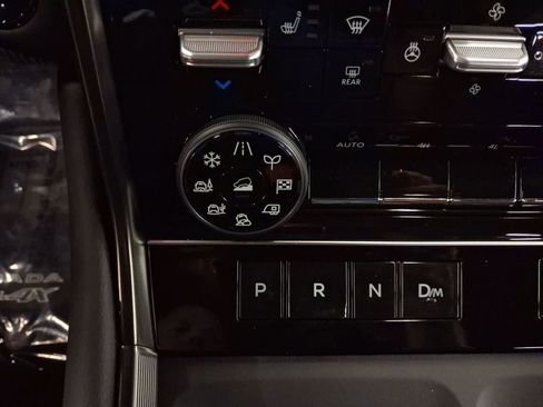 New 2026 Nissan Armada PRO-4X w/ Captain's Chari Seat Package AWD/4WD image 16