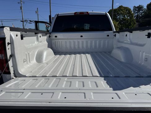 Used 2018 GMC Sierra 1500 SLE w/ SLE Value Package AWD/4WD image 22