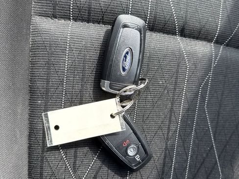 Used 2018 Ford EcoSport SE FWD image 20