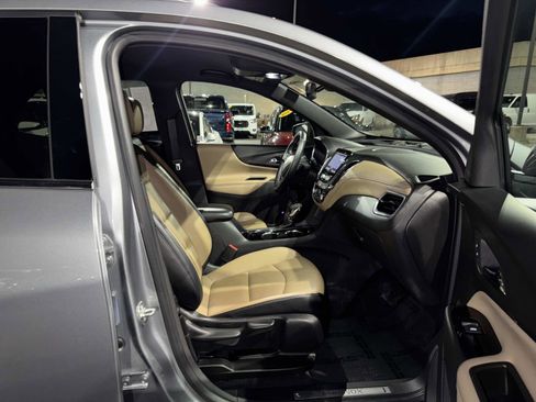 Used 2024 Chevrolet Equinox Premier FWD image 15