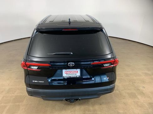 Used 2024 Toyota Grand Highlander AWD Hybrid image 11