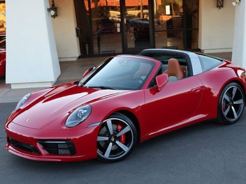 Used 2024 Porsche 911 Targa 4S image 4