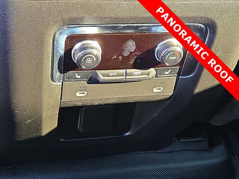 Used 2024 GMC Yukon Denali image 12