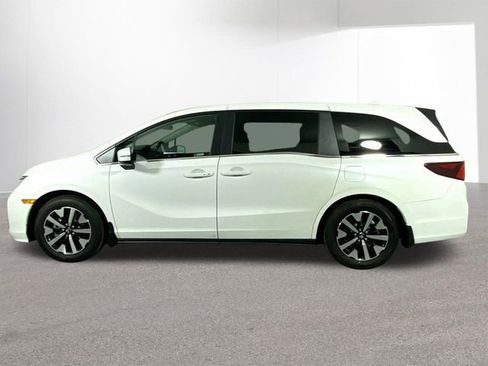 Certified 2026 Honda Odyssey EX-L image 32