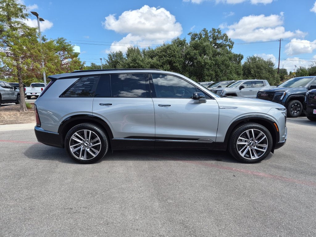 Used 2026 Cadillac Vistiq Sport AWD/4WD image 11
