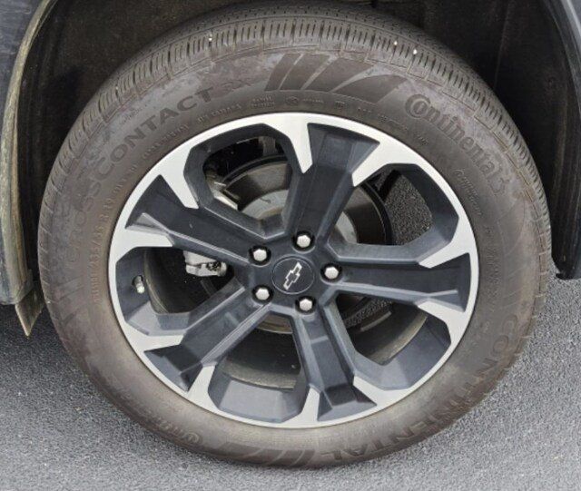 Used 2026 Chevrolet Equinox LT w/ Convenience Package II FWD image 13