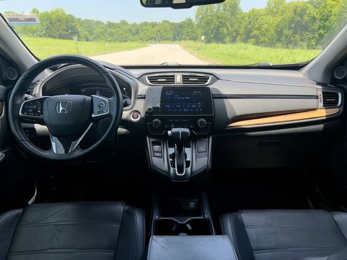 Used 2017 Honda CR-V Touring image 9