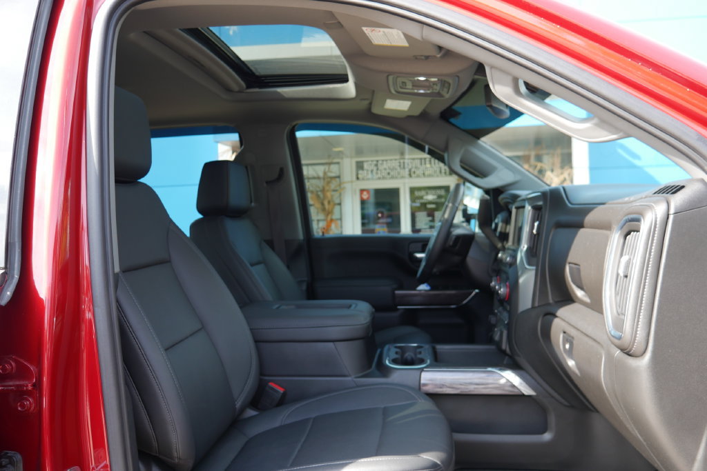 Used 2022 Chevrolet Silverado 2500 LTZ w/ LTZ Convenience Package AWD/4WD image 6