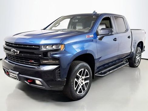 Used 2019 Chevrolet Silverado 1500 LT Trail Boss w/ Convenience Package AWD/4WD image 1
