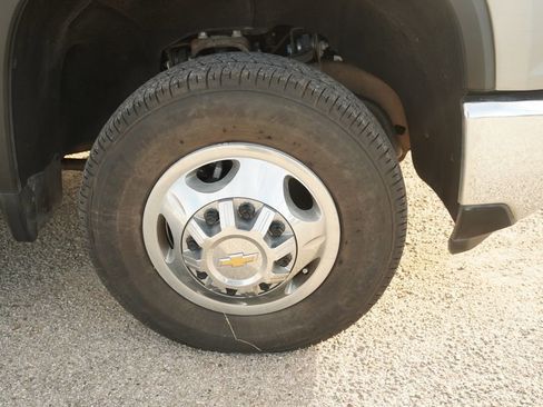 Used 2025 Chevrolet Silverado 3500 LT w/ Texas Edition image 5