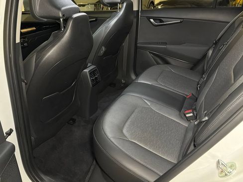 Certified 2023 Kia Niro Wave FWD image 19