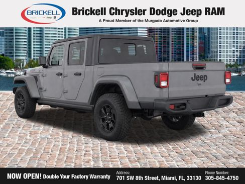 Used 2022 Jeep Gladiator Sport AWD/4WD image 3