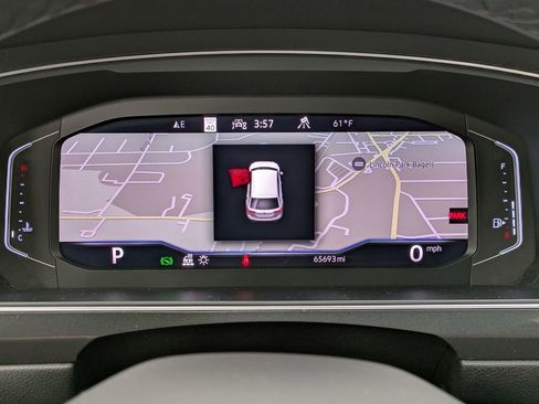 Used 2022 Volkswagen Tiguan SEL R-Line image 16