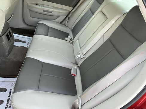Used 2008 Chrysler 300 Touring RWD image 13