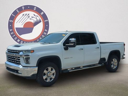 Used 2021 Chevrolet Silverado 2500 LTZ w/ LTZ Premium Package AWD/4WD image 2