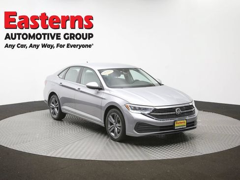 Used 2024 Volkswagen Jetta SE FWD image 48
