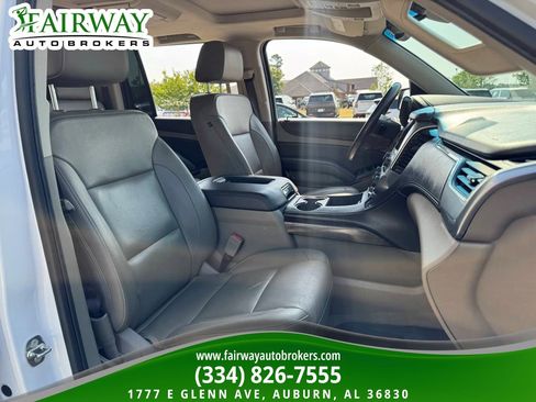 Used 2018 Chevrolet Suburban LT RWD image 12