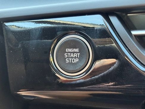 Used 2025 Kia Seltos S image 20