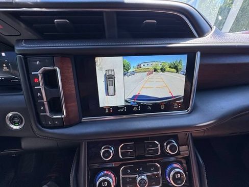 Used 2023 GMC Yukon Denali Ultimate AWD/4WD image 29