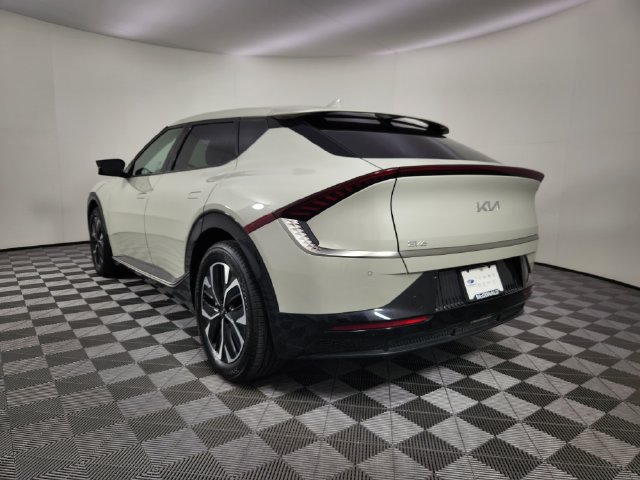 Used 2024 Kia EV6 Wind AWD/4WD image 3