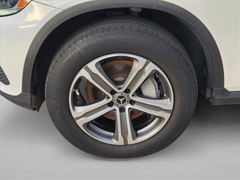 Certified 2019 Mercedes-Benz GLC 300 image 22