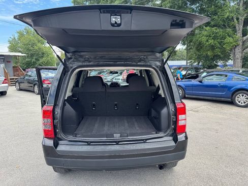 Used 2014 Jeep Patriot Sport FWD image 19