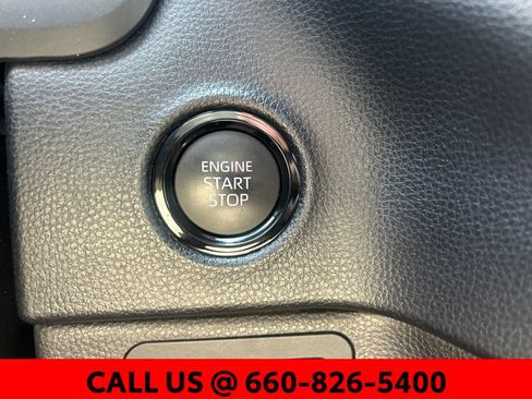 Certified 2025 Toyota Tundra SR5 AWD/4WD image 18