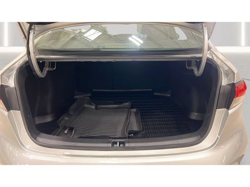 Used 2020 Toyota Corolla SE FWD image 21
